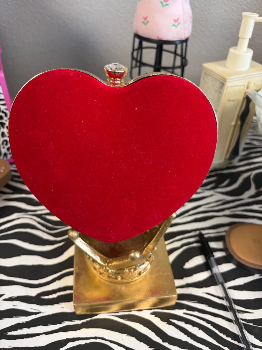 Red Heart-Shaped Velvet Evening Clutch